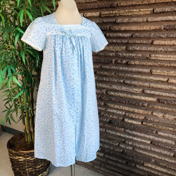 Vintage Other - Vintage Blue and White Floral Modest Cotton Blend Nightgown and Robe Unworn